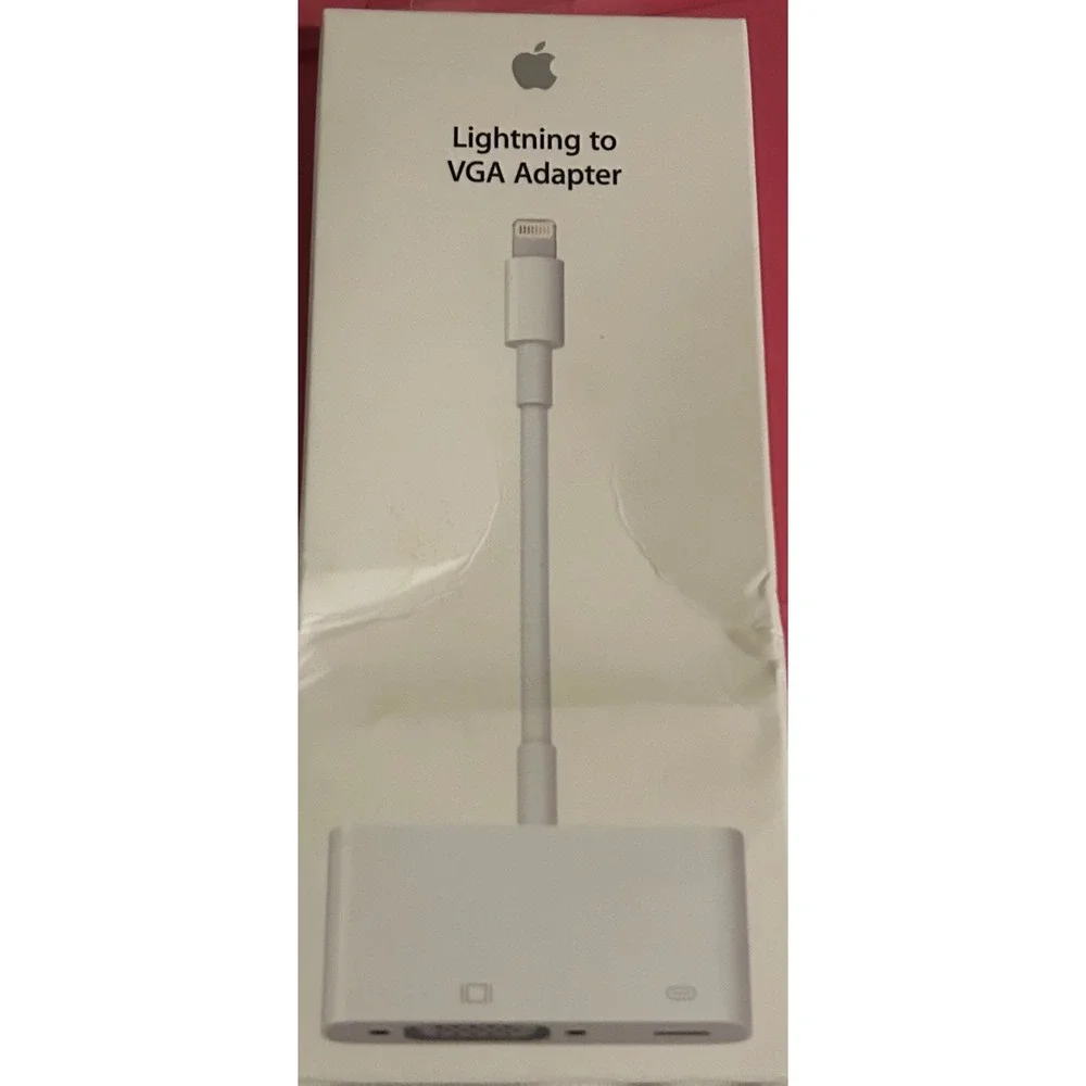 Apple Lightning to VGA Adapter MD825AM/A White for iPhone iPad iPod